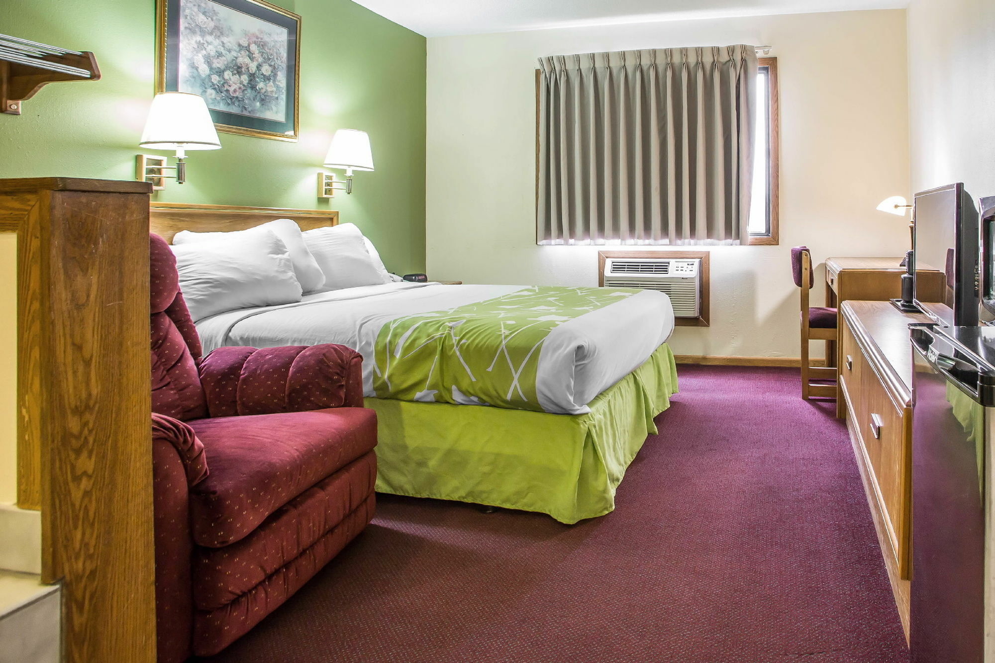 Econo Lodge Inn & Suites ダビューク エクステリア 写真